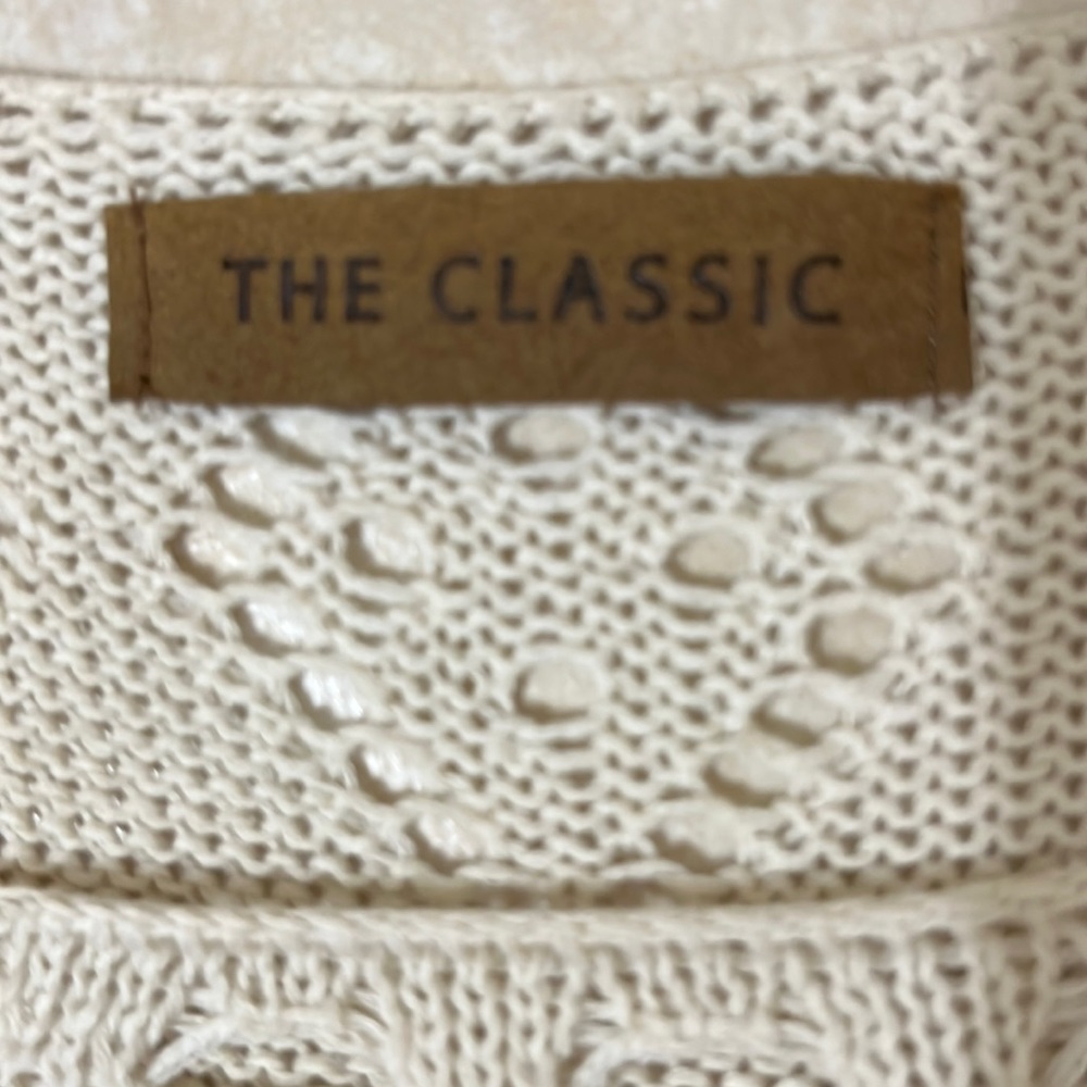 The Classic Brand Shawl Top - Picture 4 of 7